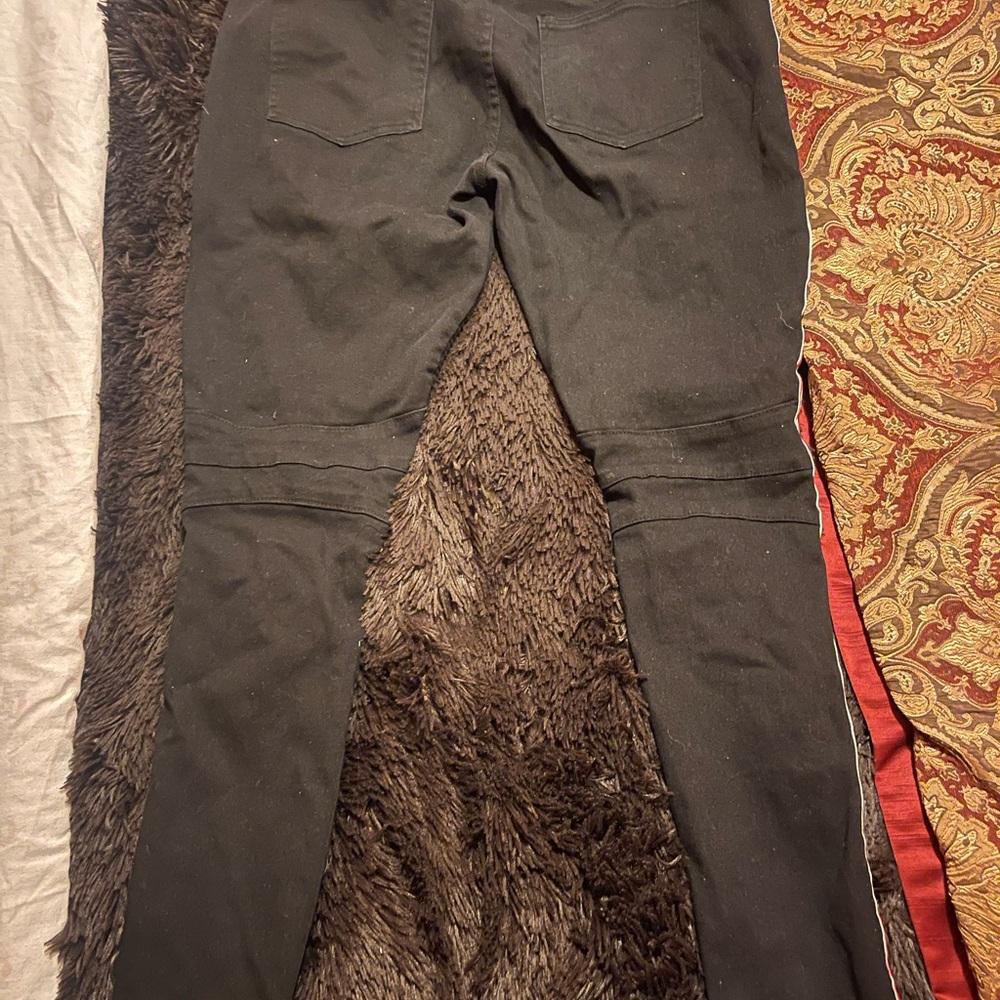 Black Skinny Pants with Red Stripe